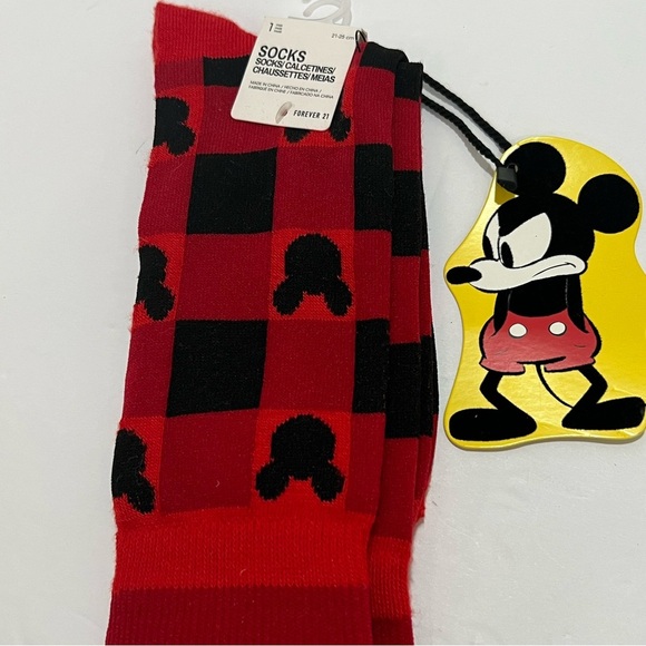 FOREVER 21 ✨NEW 🐭 Mickey Mouse SOCKS - Picture 1 of 4